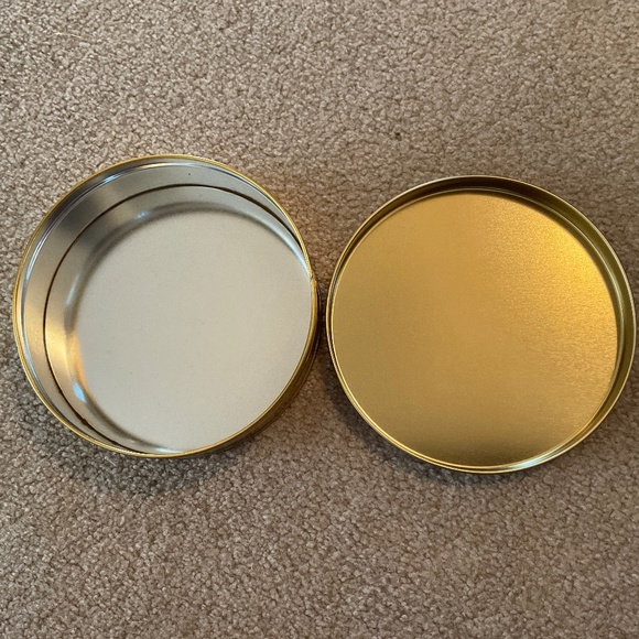 Di camillo, since 1920, empty tin with holiday season plus festive 🍇 fruit - Picture 3 of 6